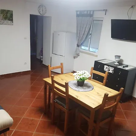 Casa dos Avós e Netos Vila Fundão Exterior foto
